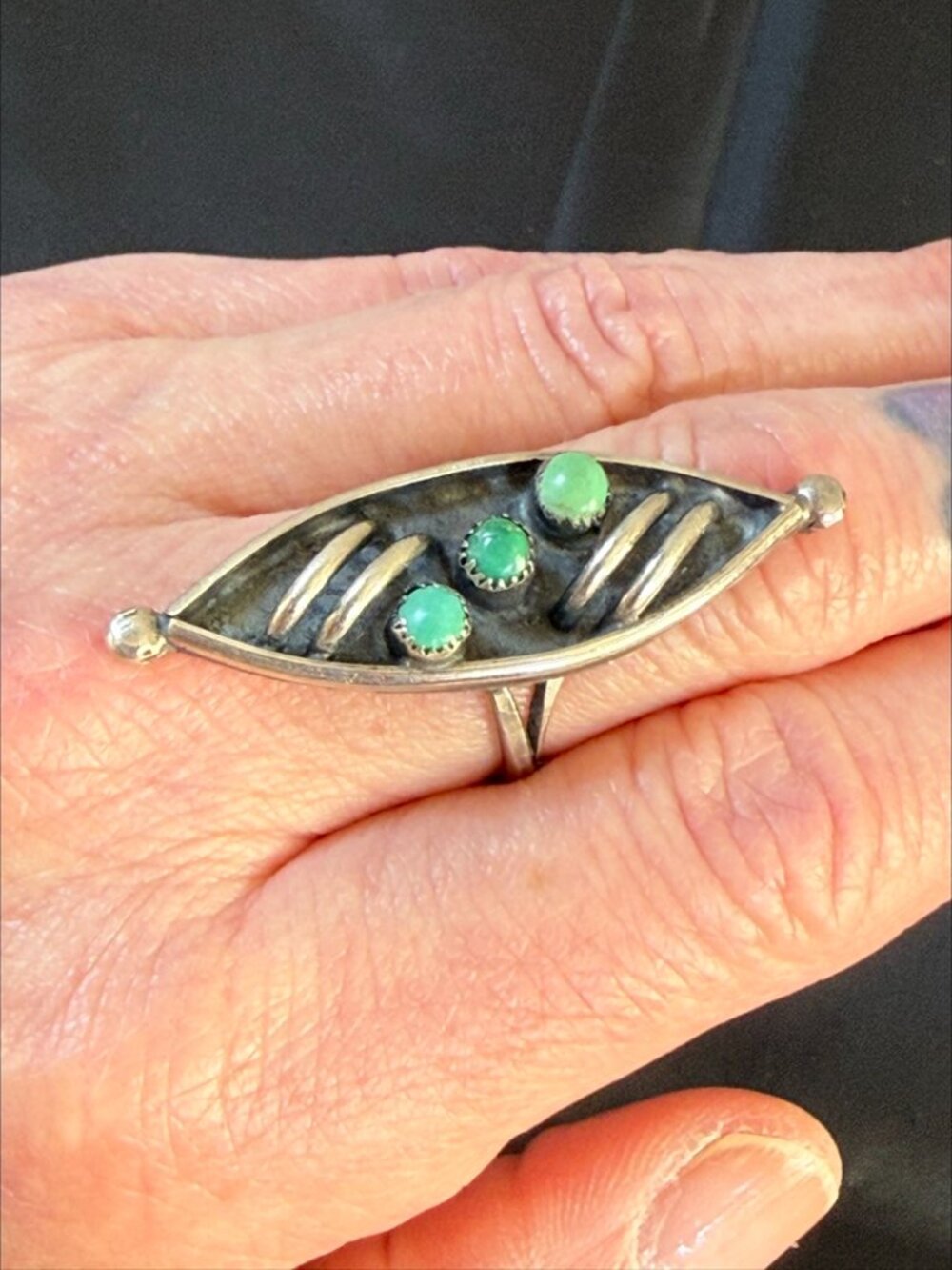 1930s OOAK Vintage Indian Turquoise Navajo Sterling Silver .925 Handmade Size 8 - Picture 3 of 8